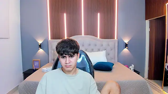 tommy18__ - Tommy18__'s free webcam - UK Sex Cams