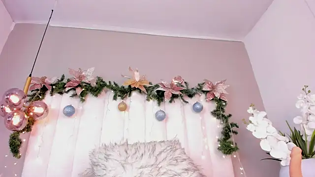 shanty_cole (F teen) - Messy deepthroat with machine👅