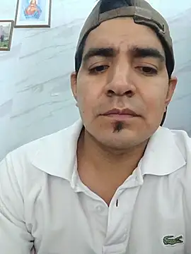 latino17 - Latino17's free webcam