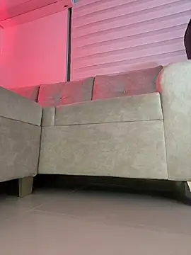 isa_p (F young) - Naked + sensual dance