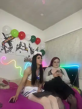 Agattha22 live cam screenshot maletranny on Gratis Show – Free Live Cams