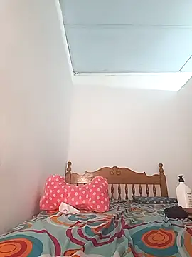 nathy25 (F milf) - Cucumber in the ass