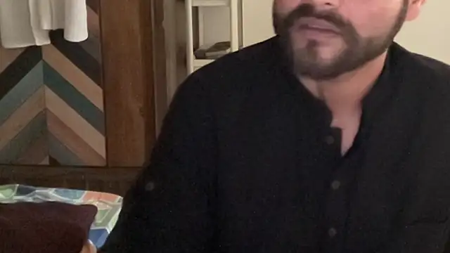 makemeawareaah (M young) - Wear Saree <3