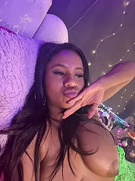 alisonhoot69 (F young) - plug in ass mami