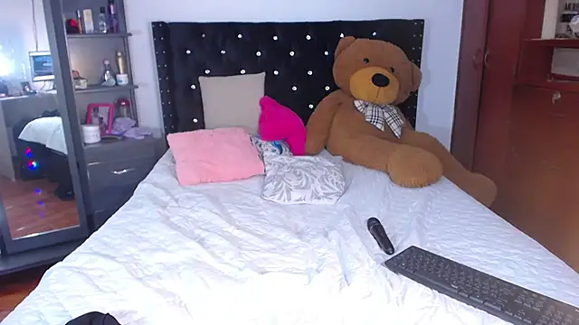 bellakarla (F milf) - make me cum for you darling 🤤👀