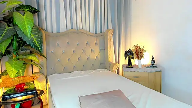 mochalicioustransontop - MochaliciousTransOnTop's free webcam