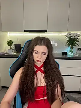 curlylara (F young) - breasts in oil + blowjob