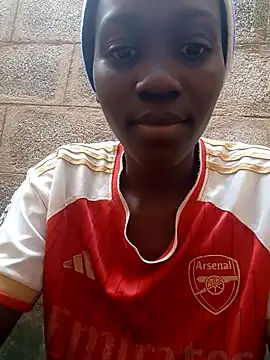 swirly_blac (Ask my age) - Milk boobs