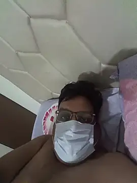 ridetoheaven (Ask my age) - Make me naked