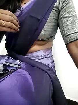 Tamilmallu-duskygirl03