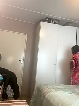 rainsprinkles (F mature) - massage pussy for a good fuck