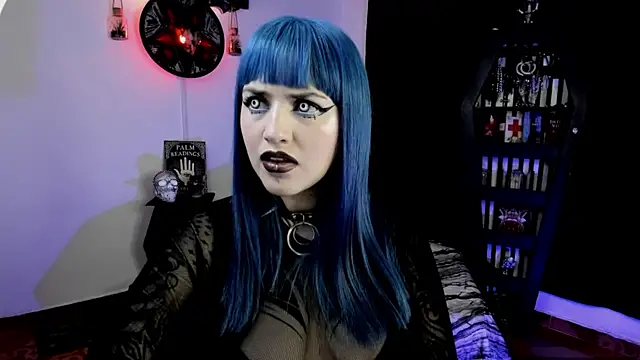 dimmuanddarkness (F young) - shake your tits out 🥴😈✝︎