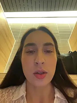 holly_play (F young) - Taste wet sweet pussy😋