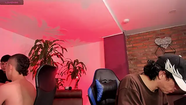 handsomeboyss19 (Ask my age) - all boys naked