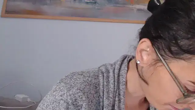 cleophee (F milf) - je me gode