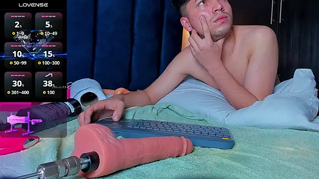 issac_james_ (M twink) - machi control for 4 minutes