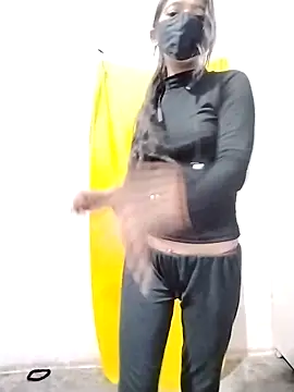 cute-naavya (F young) - Dildo in pussi