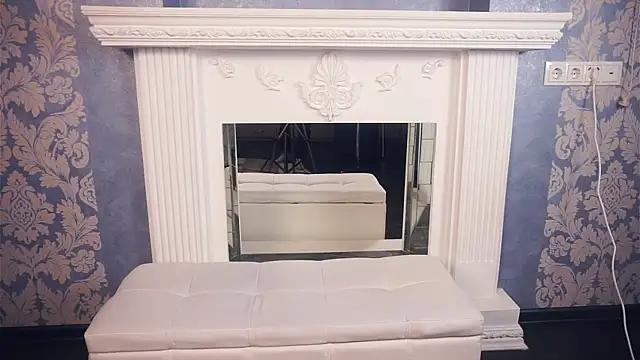 KarlynGow live show on StripChat 