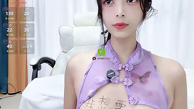 808dass (F young) - 乳夹晃动