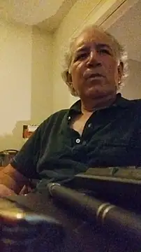 xxcuthulu23 (M mature) - take off garment, stays off