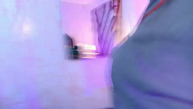 redd_pandaa - Redd_pandaa's free webcam - UK Sex Cams