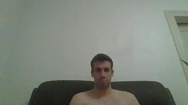 julioishere4you - JulioIsHere4you's free webcam