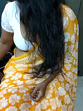 Nikitha_telugu