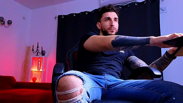 mightyaaron66 (M young) - 𖤐🔥 parTy Time ,House parTy  !  💨𖤐