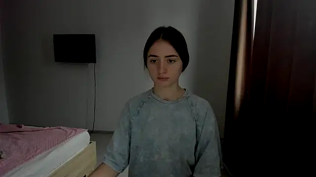 lilyhaart - LilyHaart's free webcam