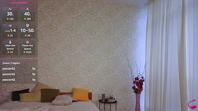 julissweet - JulisSweet's free webcam - UK Sex Cams