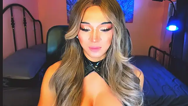 xurgoddess_bellax - XUrGoddess_Bellax's free webcam - UK Sex Cams