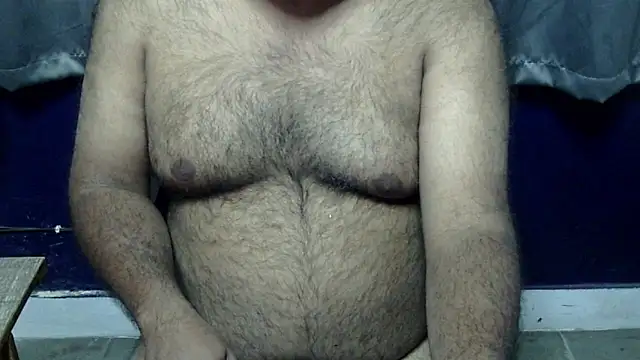 hairysubcub_70 (Ask my age) - Welcome To Daddy's Room. Make Daddy Cum.