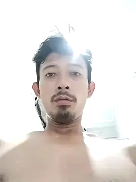 dwirosebig - Dwirosebig's free webcam