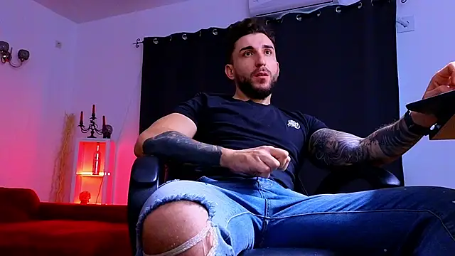 mightyaaron66 (M young) - 𖤐🔥 parTy Time ,House parTy  !  💨𖤐