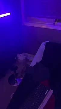 tgirlmelody (T young) - shower stream?