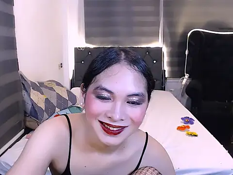 sylvannia_cumslut (T teen) - Cum in public