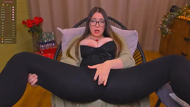 yyeeehaaw (F young) - ❤️‍🔥 fingering through  + nipples out