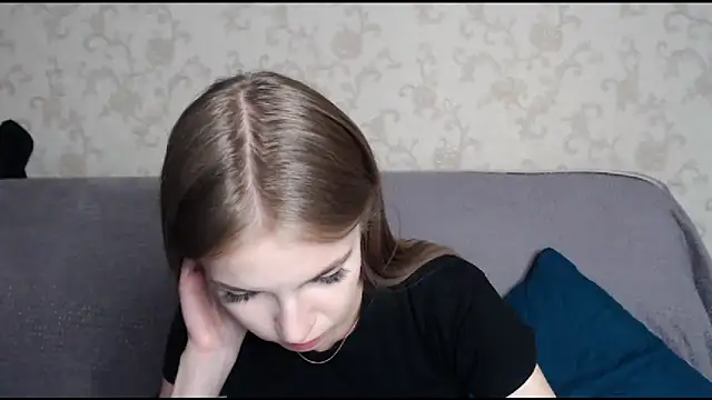 hitgyrl - HitGyrl's free webcam - UK Sex Cams