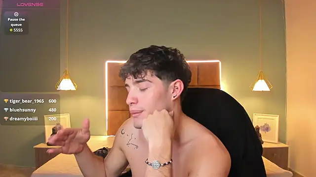 alejootwink (M twink) - cummm and eat