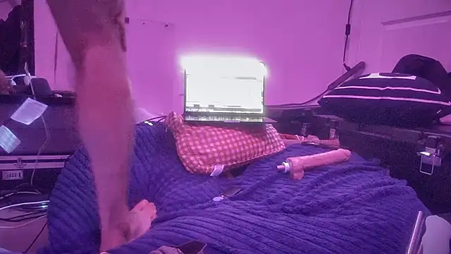 jasoncali305 - Jasoncali305's free webcam - UK Sex Cams