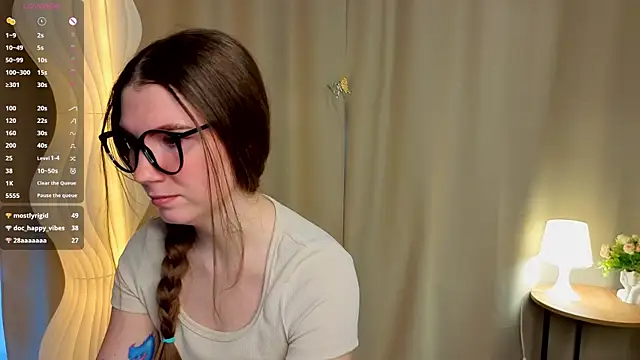 melitamoote - MelitaMoote's free webcam - UK Sex Cams