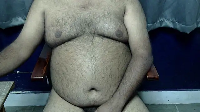 hairysubcub_70 - Hairysubcub_70's free webcam - UK Sex Cams