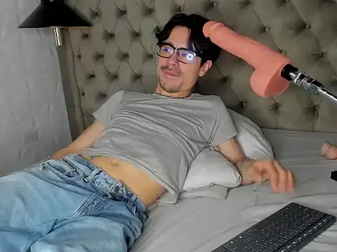 brycams3 - BryCams3's free webcam - UK Sex Cams