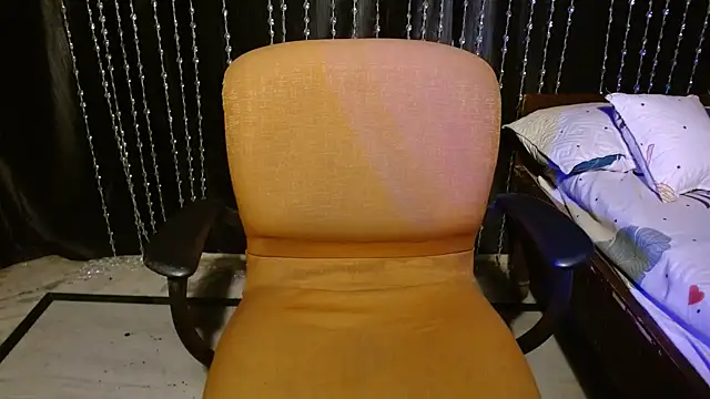 naughty_nikkii (F young) - Shower