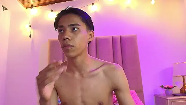 camilo_nom (Ask my age) - show dildo