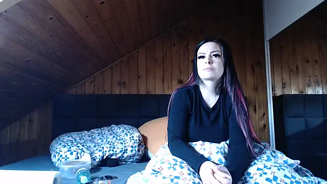 boesemoni1998 - BoeseMoni1998's free webcam