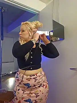 raisingdaisy - RaisingDaisy's free webcam - UK Sex Cams