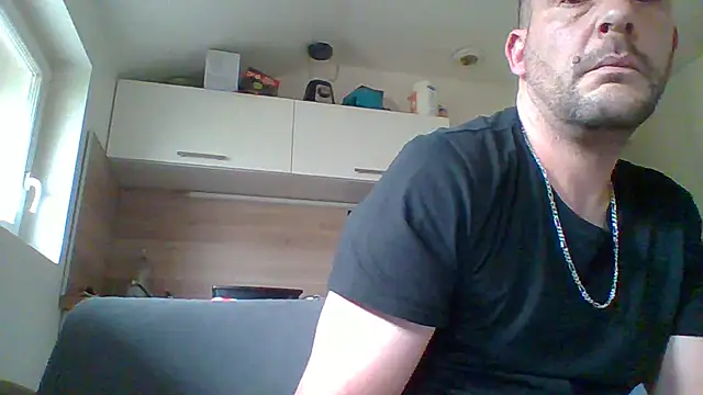 jejet771 - Jejet771's free webcam - UK Sex Cams