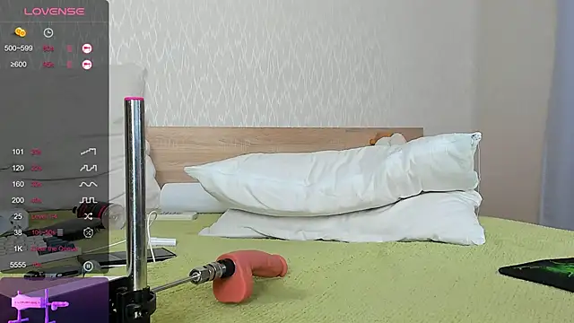 cowell_adelina - Cowell_Adelina's free webcam - UK Sex Cams