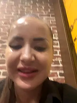 beautydiamond Live Webcam on Stripchat